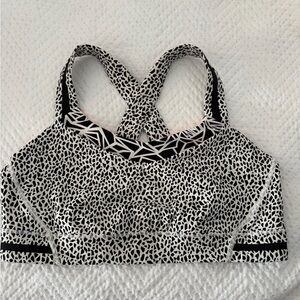 Lululemon Black & White Patterned Women's Sports Bra